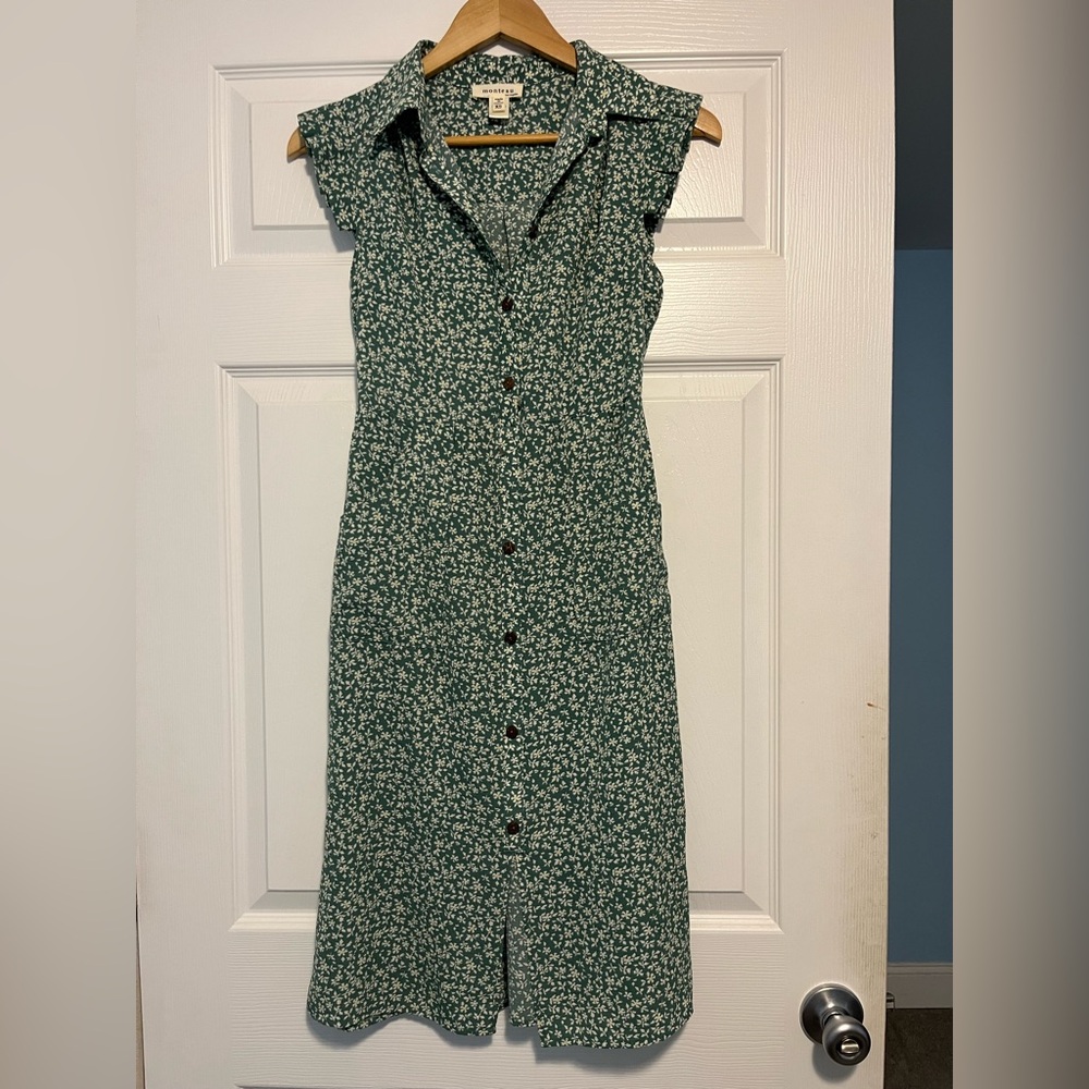 Monteau Green and White Buttoned Midi Dress